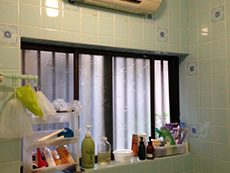 大山崎町の浴室リフォーム。築年数が長いお住まいのお風呂は、タイル貼りが多いです。